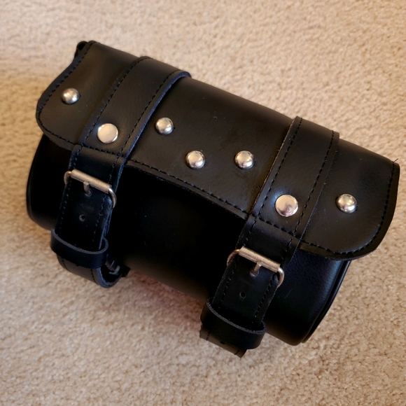 RARE Vintage Genuine Leather Silver Studded Motorcylce Quick Release Storage Bag - Picture 3 of 17